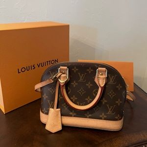 Louis Vuitton Alma BB Monogram Canvas